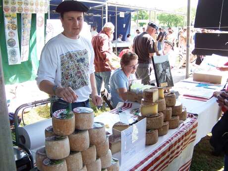 Fête des Fromages Fermiers à Rocamadour Fête des Fromages Fermiers à Rocamadour
