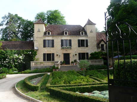 Le Manoir Des Tuileries Le Manoir Des Tuileries