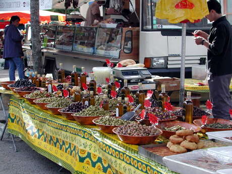 Marché de Producteurs à Prayssac Marché de Producteurs à Prayssac