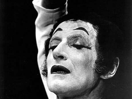A la rencontre de Marcel Marceau, Acteur de l'Invisible et Témoin du XXème Siècle A la rencontre de Marcel Marceau, Acteur de l'Invisible et Témoin du XXème Siècle
