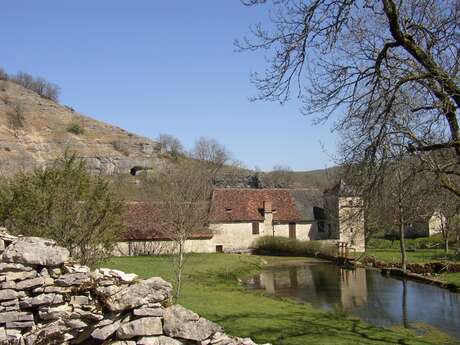 Histoire d'Eau au Pays des Pierres Histoire d'Eau au Pays des Pierres