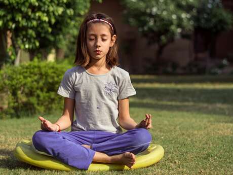 Les Mardis Curieux " Atelier Yoga Enfant à Figeac" Les Mardis Curieux " Atelier Yoga Enfant à Figeac"