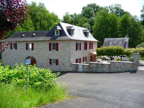 Le chalet du bief Le chalet du bief
