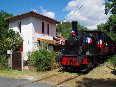 Train Touristique de Guîtres Train Touristique de Guîtres