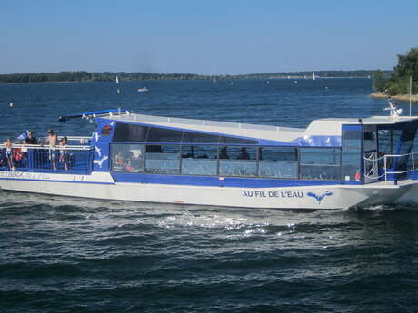 Bateau de promenade "Au Fil de l'Eau" Bateau de promenade "Au Fil de l'Eau"