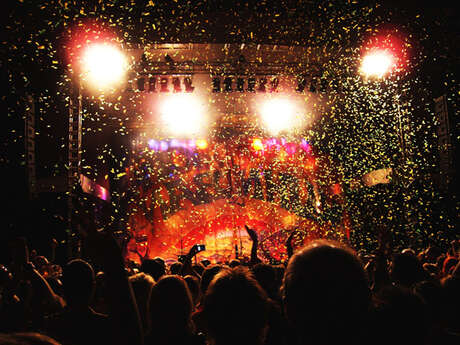 Le "K-Reims" Kabaret Champagne Music-hall Le "K-Reims" Kabaret Champagne Music-hall