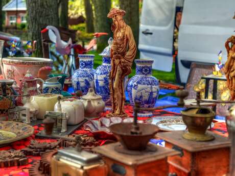 Brocante Vide-Greniers Brocante Vide-Greniers