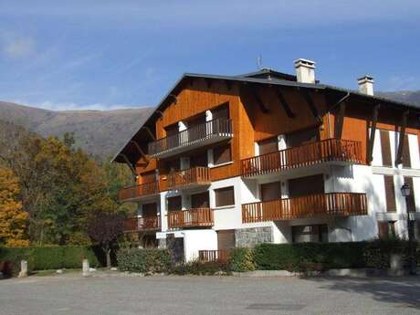APPARTEMENT DANS RÉSIDENCE LA NESTE APPARTEMENT DANS RÉSIDENCE LA NESTE