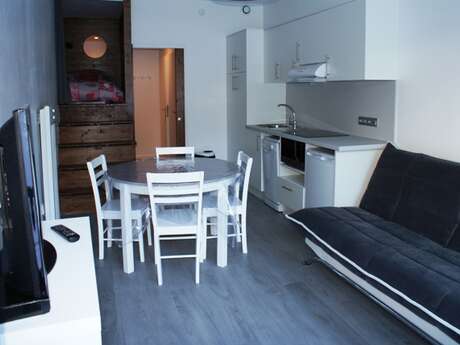 APPARTEMENT DANS RESIDENCE PLEIN SUD APPARTEMENT DANS RESIDENCE PLEIN SUD