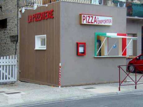 LA PIZZATERIE LA PIZZATERIE