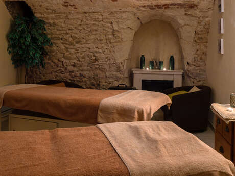 SPA AU DOMAINE DE LA COURBE SPA AU DOMAINE DE LA COURBE