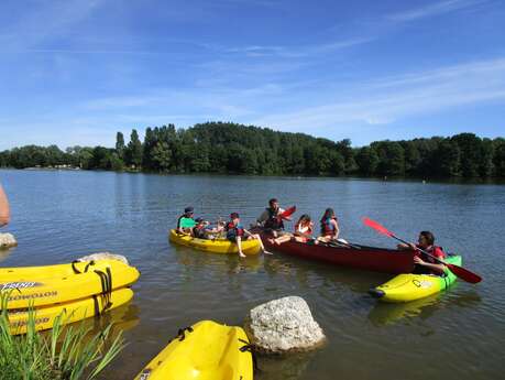 BASE DE LOCATION CANOES ET KAYAKS BASE DE LOCATION CANOES ET KAYAKS