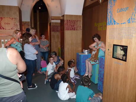 VISITE GUIDÉE "LE MUSÉE DES TOUT PETITS" VISITE GUIDÉE "LE MUSÉE DES TOUT PETITS"