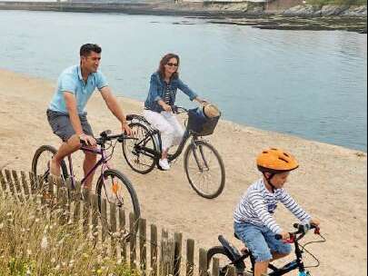 PROMENADE A VELO PROMENADE A VELO