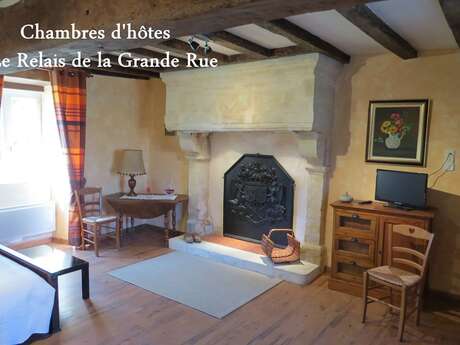 CHAMBRE D'HÔTES "LE RELAIS DE LA GRANDE RUE" CHAMBRE D'HÔTES "LE RELAIS DE LA GRANDE RUE"