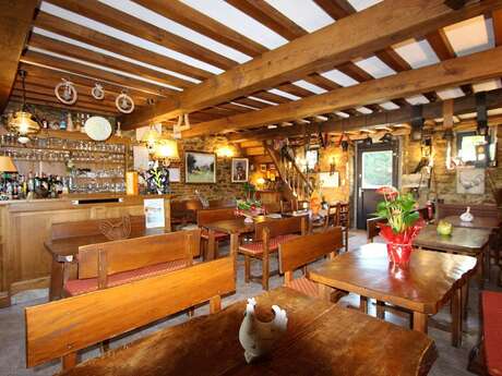 Restaurant " Ferme Auberge du Malgré Tout" Restaurant " Ferme Auberge du Malgré Tout"