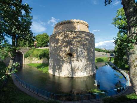 Fortifications de Mézières Fortifications de Mézières
