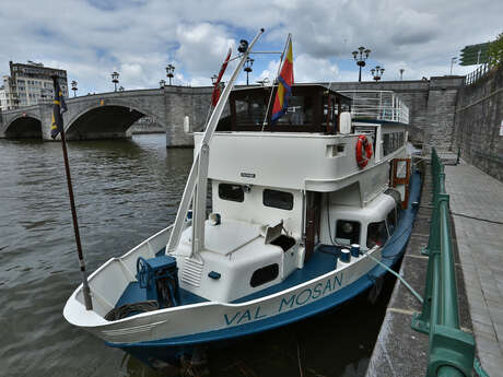 Croisière d'une journée à Namur à bord du Val Mosan Croisière d'une journée à Namur à bord du Val Mosan