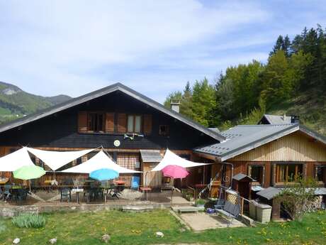 Chalet de la Hulotte - 250m² - 20 personnes - Chartreuse Chalet de la Hulotte - 250m² - 20 personnes - Chartreuse