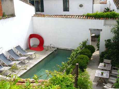 HOTEL LE SENECHAL HOTEL LE SENECHAL