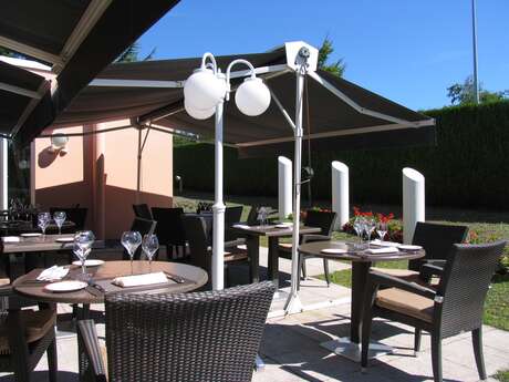 RESTAURANT DE L'HOTEL BEST WESTERN LA FAYETTE RESTAURANT DE L'HOTEL BEST WESTERN LA FAYETTE