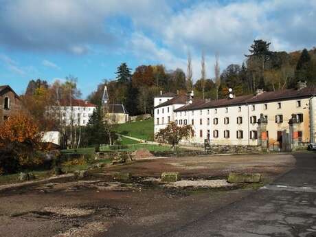 GITE NATURE DE LA MANUFACTURE GITE NATURE DE LA MANUFACTURE