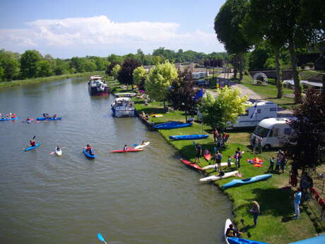 AIRE DE CAMPING CARS COMMUNALE AIRE DE CAMPING CARS COMMUNALE
