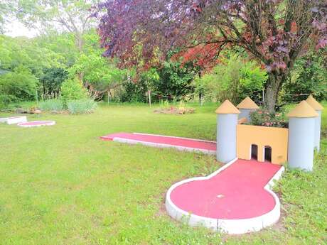 MINI GOLF MINI GOLF