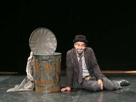 Arth Maël - Théâtre satirique Le Tourneseul : Goldmund Théâtre de la Bouche d'or Arth Maël - Théâtre satirique Le Tourneseul : Goldmund Théâtre de la Bouche d'or