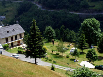 CAMPING LES TILLEULS - TOY'S ROULOTTES CAMPING LES TILLEULS - TOY'S ROULOTTES