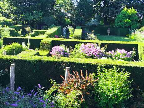 LE JARDIN DE LA PELLERINE LE JARDIN DE LA PELLERINE