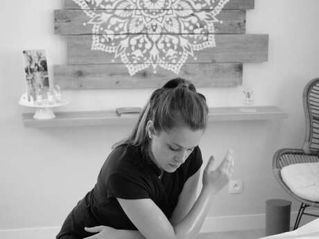 Laëtitia Mazué - Massages & Méditation Laëtitia Mazué - Massages & Méditation