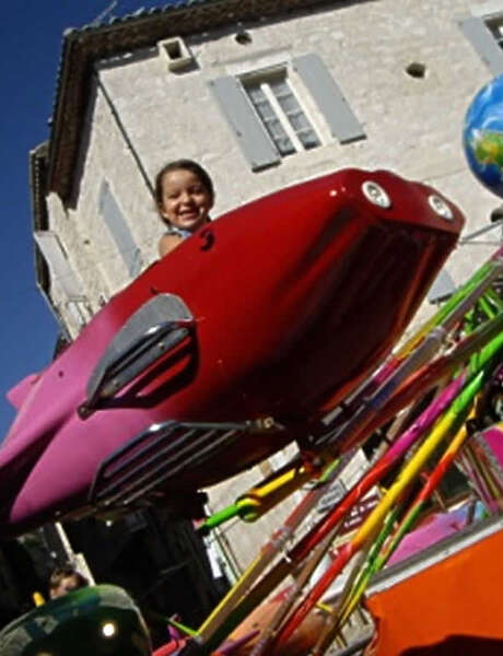 Fête Votive "Montcuq en Fête" Fête Votive "Montcuq en Fête"