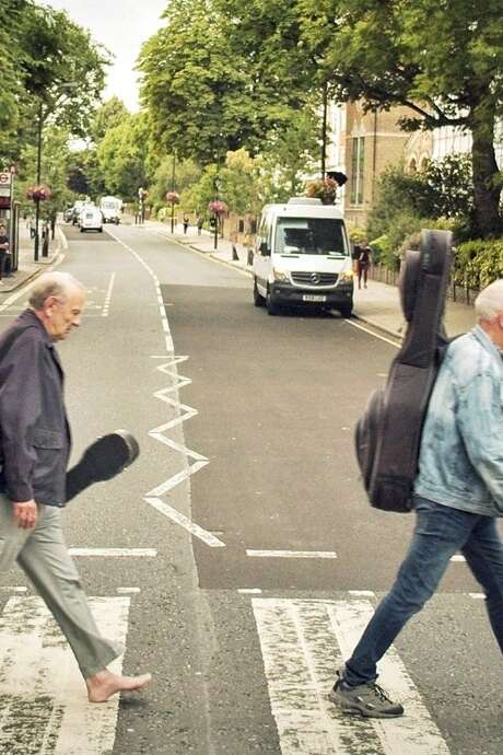Exposition : "SUR LE PASSAGE DES LEGENDES". Le BEATLES DAY célèbre les 50 ans de l'album "ABBEY ROAD" Exposition : "SUR LE PASSAGE DES LEGENDES". Le BEATLES DAY célèbre les 50 ans de l'album "ABBEY ROAD"
