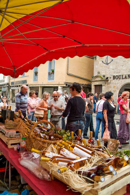 Marché des Producteurs de Pays Festif à Beaulieu-sur-Dordogne Marché des Producteurs de Pays Festif à Beaulieu-sur-Dordogne