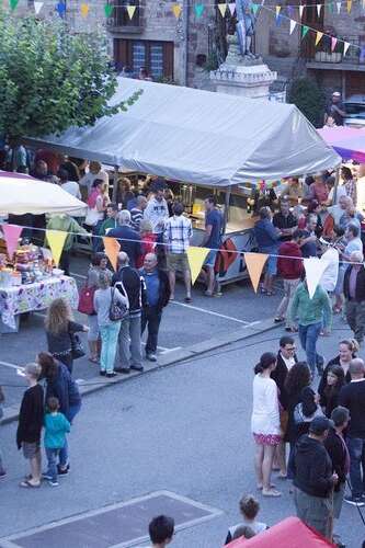 FÊTE VOTIVE À BANASSAC FÊTE VOTIVE À BANASSAC