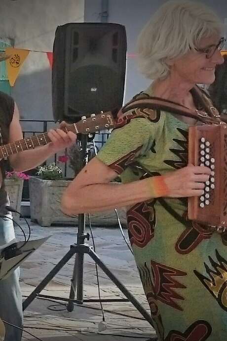 LES JONGLEURS D'ACCORDÉON LES JONGLEURS D'ACCORDÉON