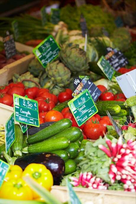 MARCHÉ - ANNULÉ MARCHÉ - ANNULÉ