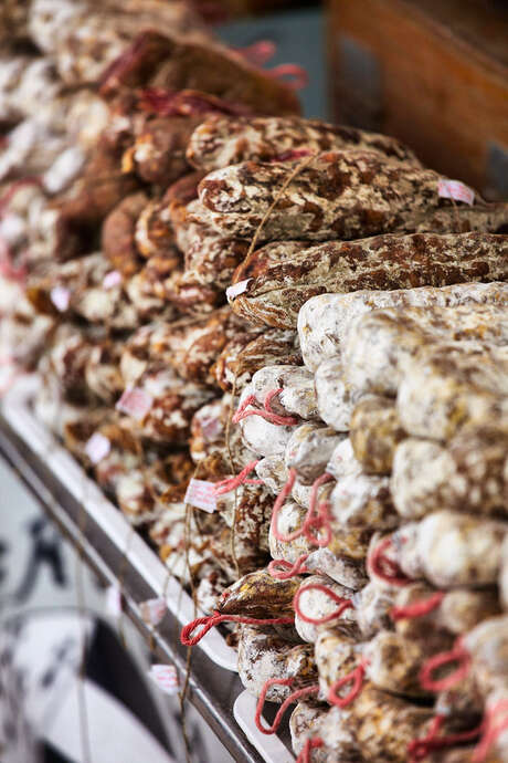 MARCHÉ MARCHÉ