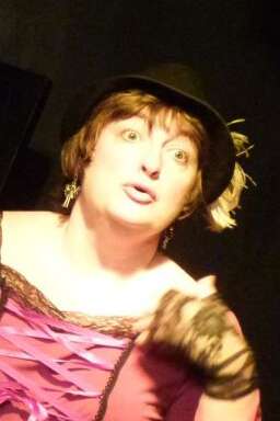 CHAPEAU(X) ! SPECTACLE DECOIFFANT CHAPEAU(X) ! SPECTACLE DECOIFFANT